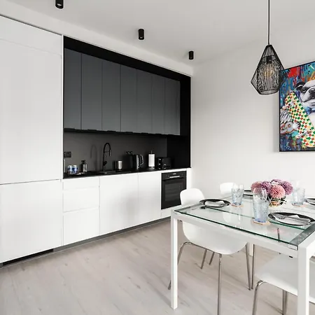 Stara Cegielnia View By Renters Prestige *